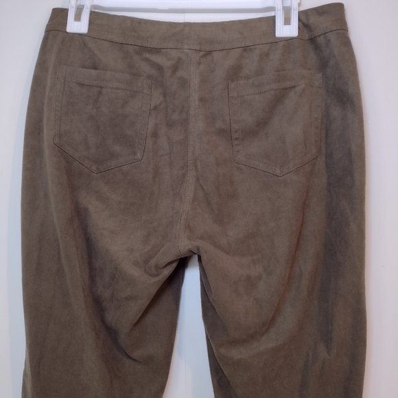 Max Studio women's olive green stretchy pull on leggings size(L) - Picture 7 of 14